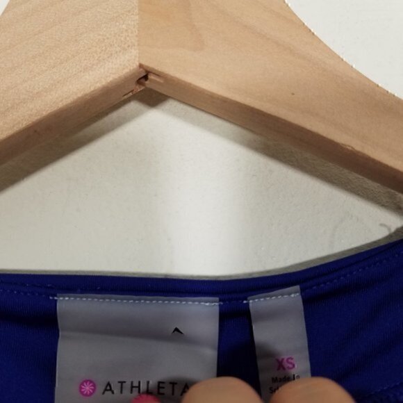 Athleta Athletic Top Size XS - Picture 2 of 6